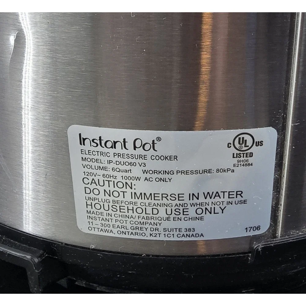 Instant Pot‎ Pressure Cooker IP-DUO60 V3  7-in-1 Programmable 6 Quart Convenient
